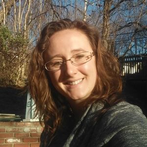 Meet your Posher, Lois